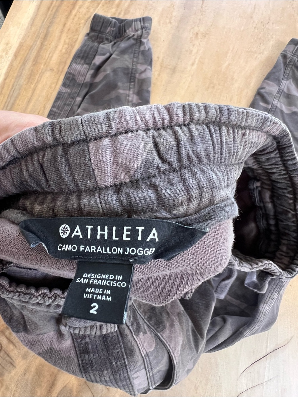 Athleta camo farallon joggers - Picture 5 of 5